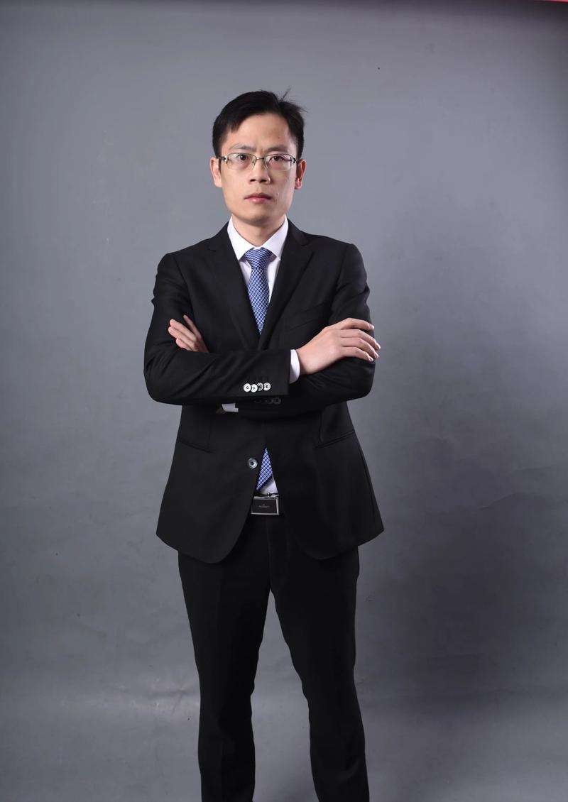 杨林 交互与体验设计负责人